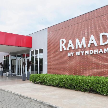 ホテル Ramada By Wyndham Campinas Viracopos エクステリア 写真